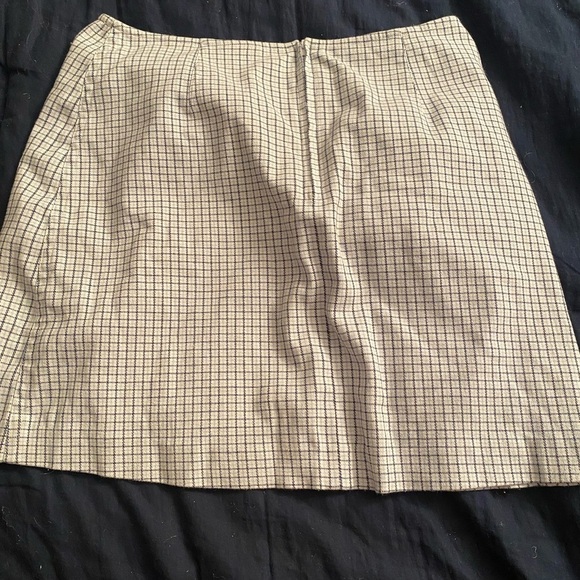 Express Bleus Blue and White Plaid Mini Skirt with Small Slit - Picture 1 of 6